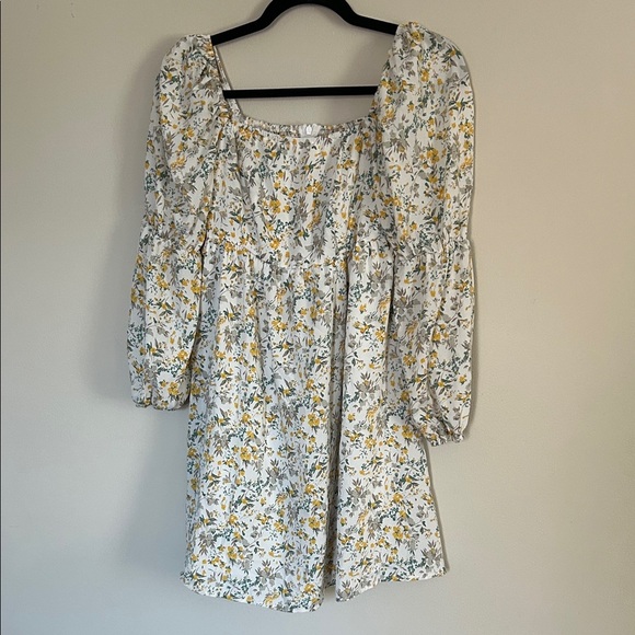Exlura Dresses & Skirts - Exlura Floral Long Puff Sleeve Dress in White and Yellow